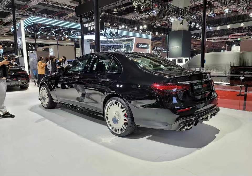 西装暴徒巴博斯e800