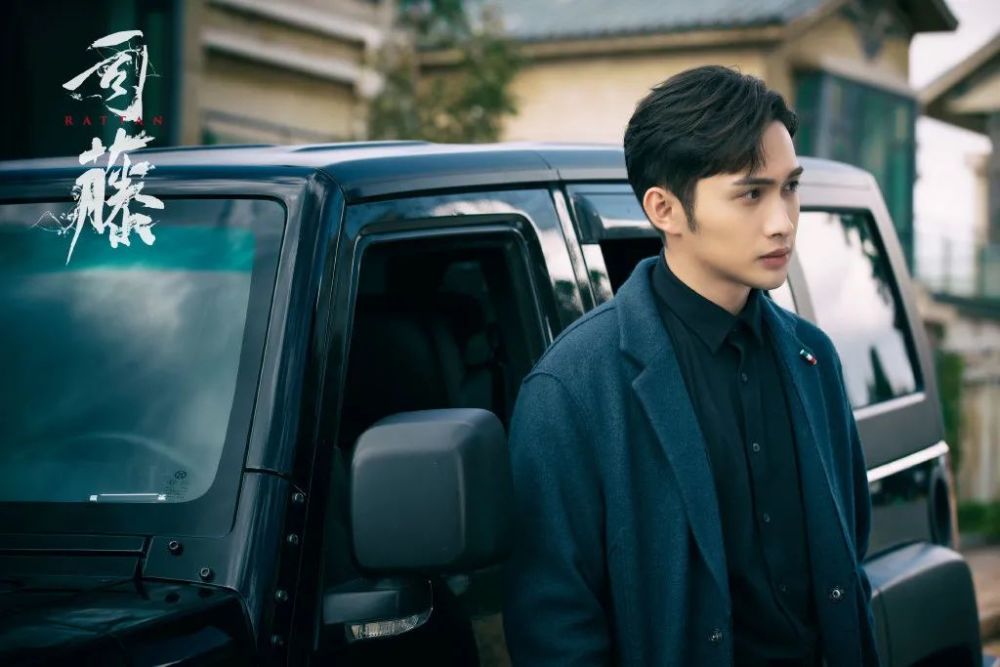 《司藤》中的秦放终于让我见到了他的魅力_腾讯新闻