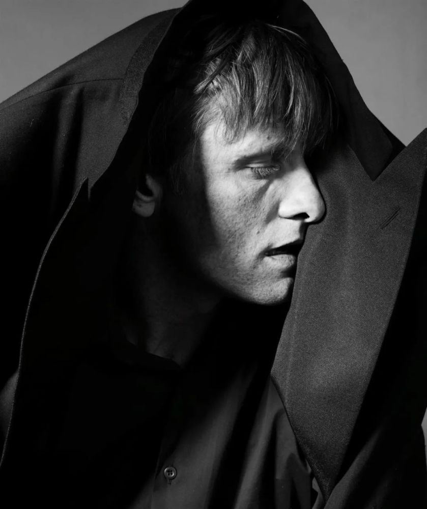 组图迷人深邃的蓝眸人皇阿拉贡维果莫腾森写真大片