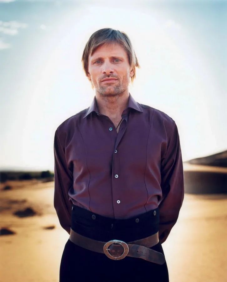 组图迷人深邃的蓝眸人皇阿拉贡维果莫腾森写真大片