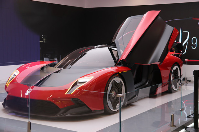 时隔半年相信大家并不陌生,早在2019法兰克福车展上红旗正式发布了旗