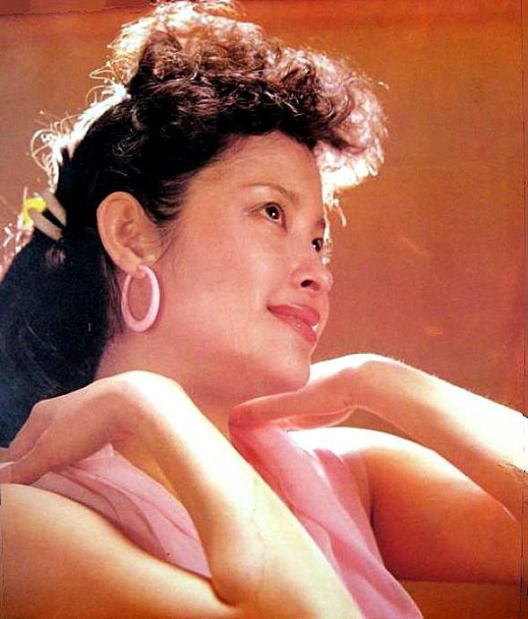 李小燕:80年代美女明星,如今在《小舍得》中演无情妈,与徐敏恩爱18年