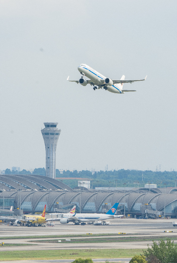 又能遠離喧囂和汙染 淋漓盡致地表現了 雙流這座空港公園城市的豐富