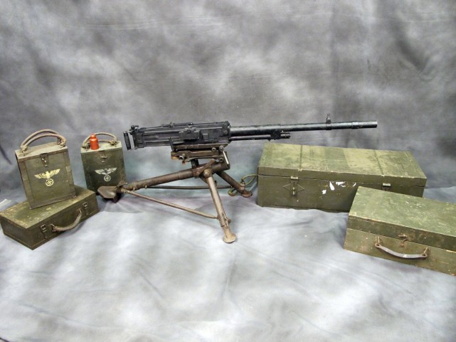 它的出现让意军淘汰掉老旧的菲亚特m1914重机枪,而且口径从原本的6