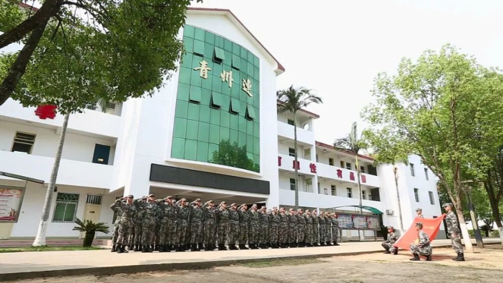 百年铸辉煌第73集团军某旅青州连带头攻坚擦亮党员名片