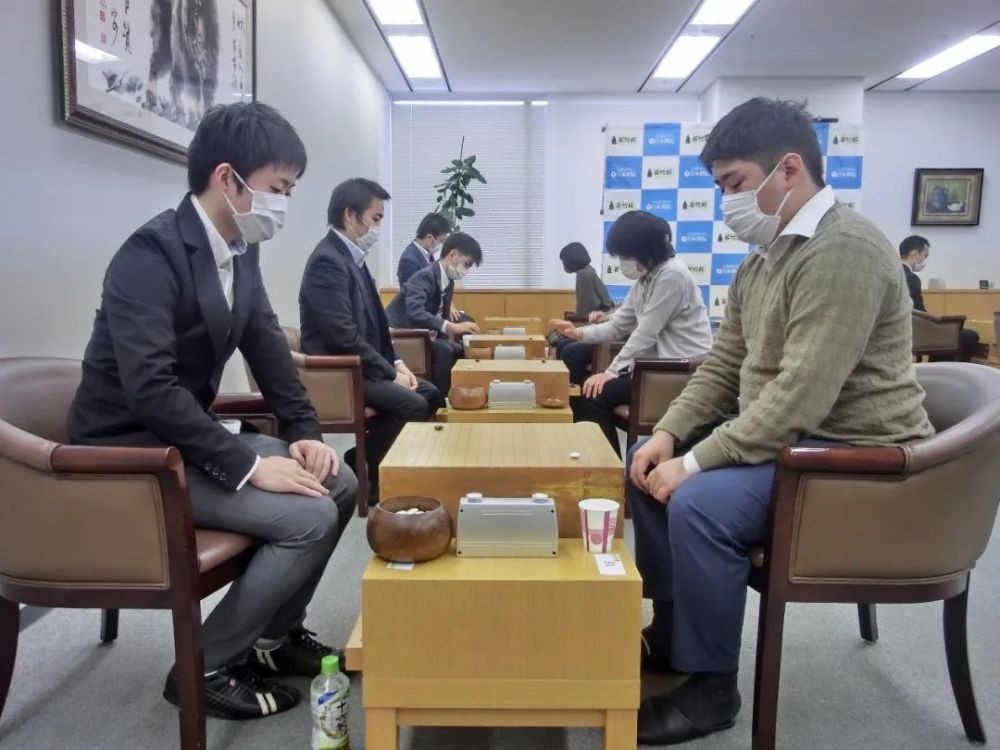 日本关西地区40岁以下职业赛若竹杯美女棋手首次进四强 腾讯新闻