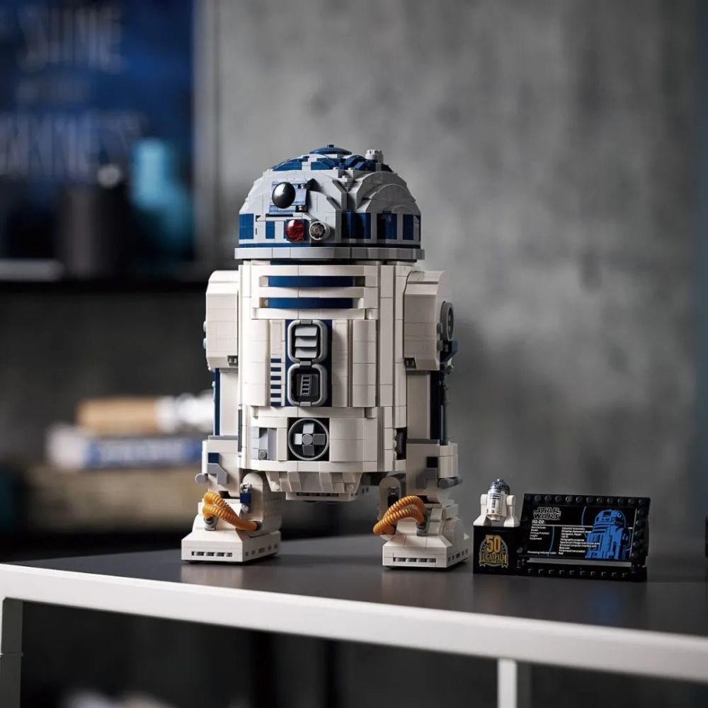 乐高正式发布卢卡斯影业50周年纪念款75308r2d2机器人