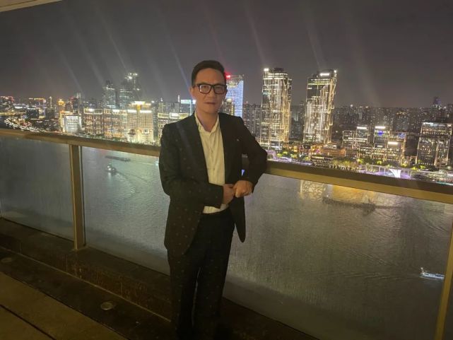 对话|周正毅重出江湖:我现在对赚钱不感兴趣_腾讯新闻