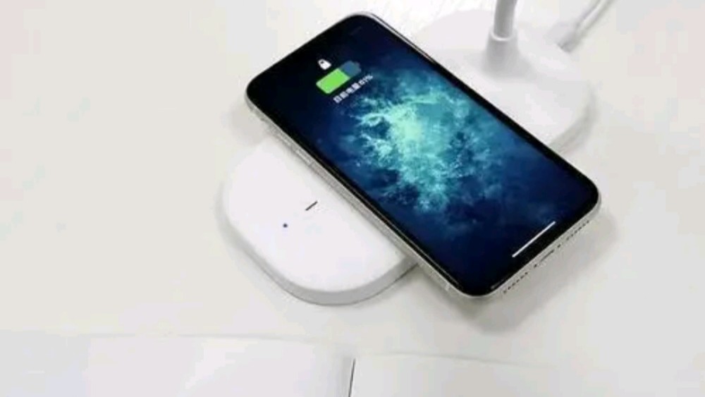 华为也在跟进小米的隔空充电技术