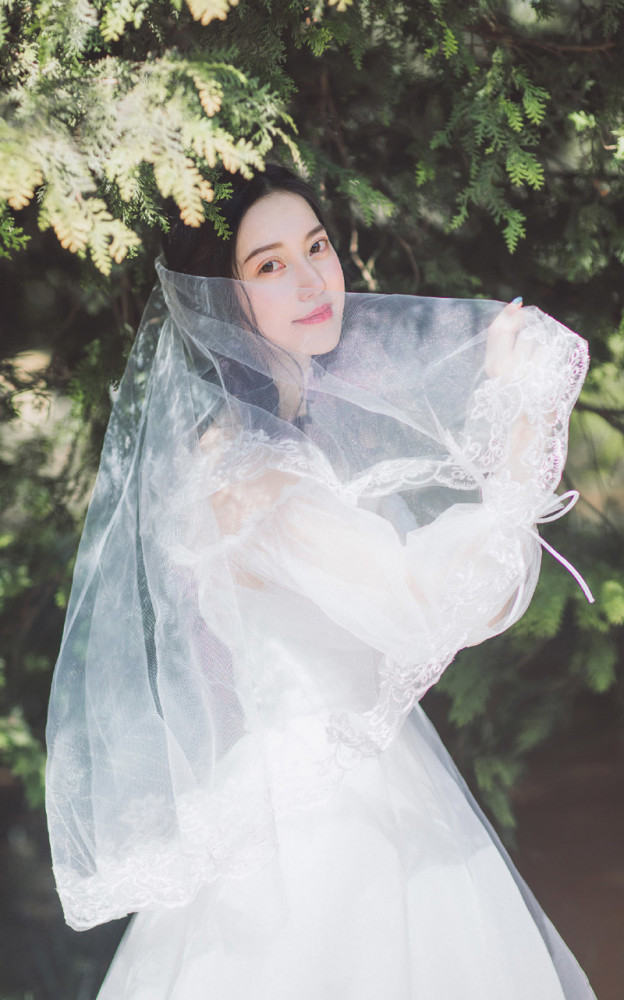 白裙灵气唯美女孩气质优雅