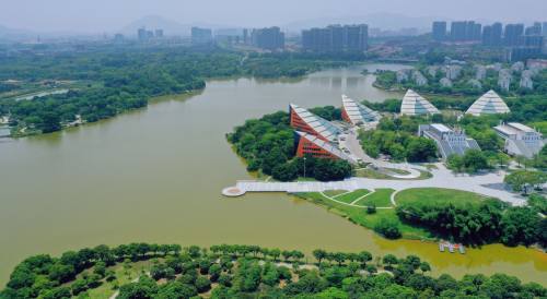 筑城 聚焦松山湖科学城全面启动活动 媒体走读松山湖科学城 粤港澳大湾区 松山湖科学城 松山湖材料实验室 松山湖高新区 松山湖图书馆 松山湖