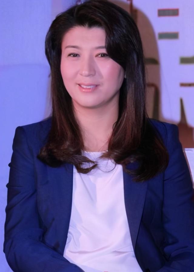 二人轉女王6登春晚拔掉父親氧氣管嫁富豪45歲拼二胎