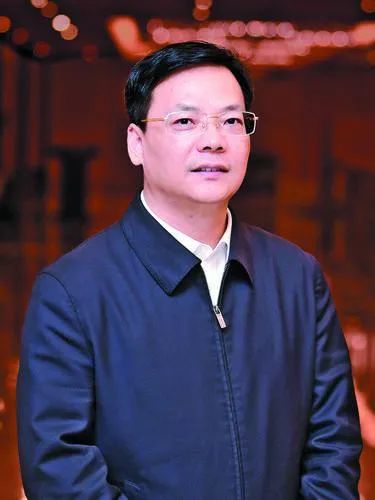 乌海市委书记唐毅:培育新动能 构筑新优势 激发新活力_腾讯新闻