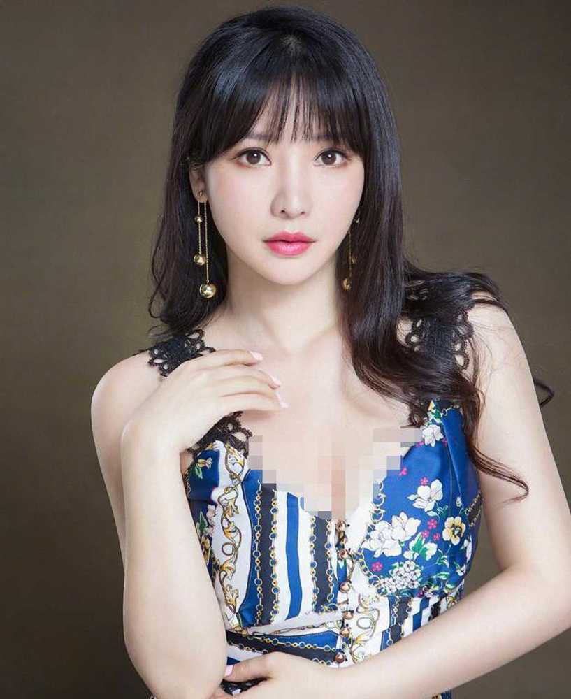 柳岩精致壁纸!福利啊!