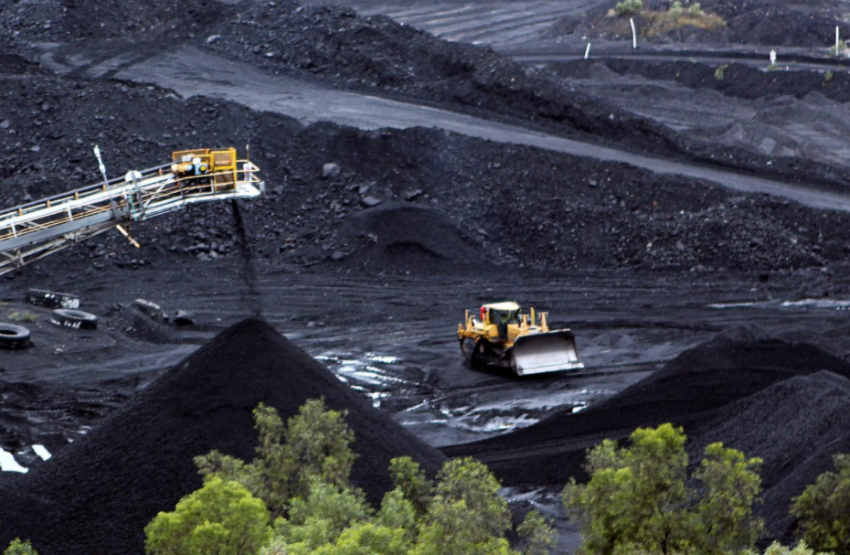 这已经不是澳大利亚第一次在该矿产上"出尔反尔"了,2008年在中国神华