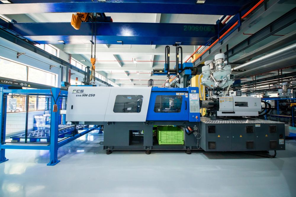 尽管一些引进了一些自动化设备和先进的注塑机器,但为企业带来的收益