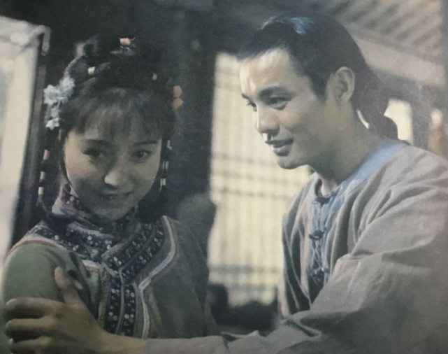 《索命逍遥楼》的剧情明显受到了邵氏武侠片的很大影响,电影中呈现的