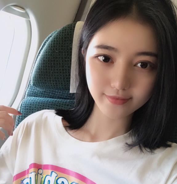 项思醒跟整容医生聊天记录曝光,10次手术统一直男审美