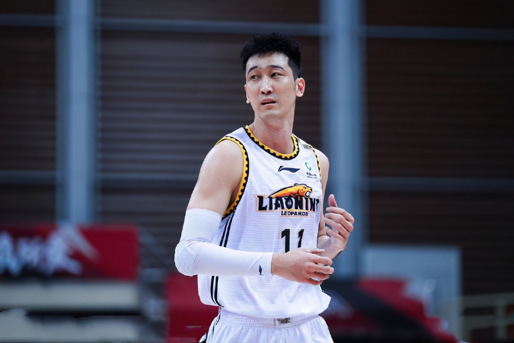 杨鸣下狠手三大混子全被踢出轮换球迷叫好他们会退役吗