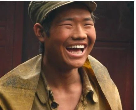 潘长江劝嘎子别带货,现在却抢生意自己带!_腾讯新闻