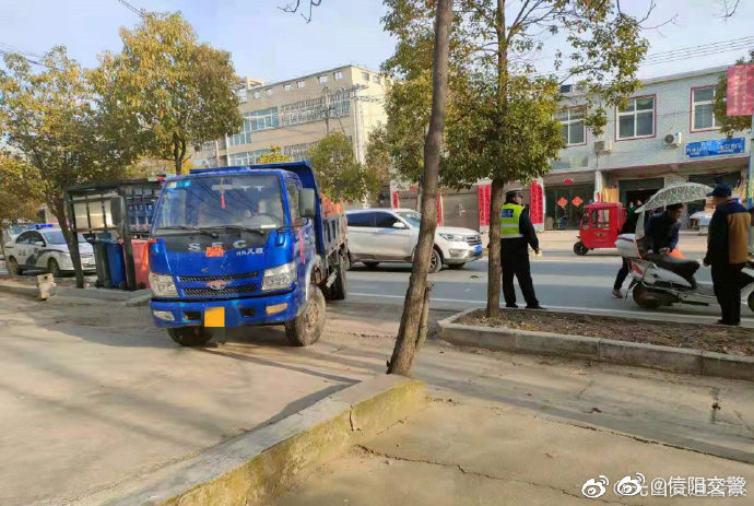 2021年04月17日07时18分许,张某驾驶二轮电动车沿东西线光山县光马路