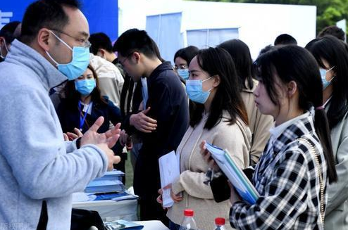 就业率排行榜_研究生“就业率”排行榜,榜首“出乎意料”,清北跌出前5