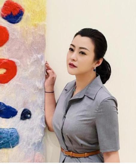 贪爱的郝蕾:与邓超分手后2婚2离,41岁成单亲妈妈仍苦寻真爱
