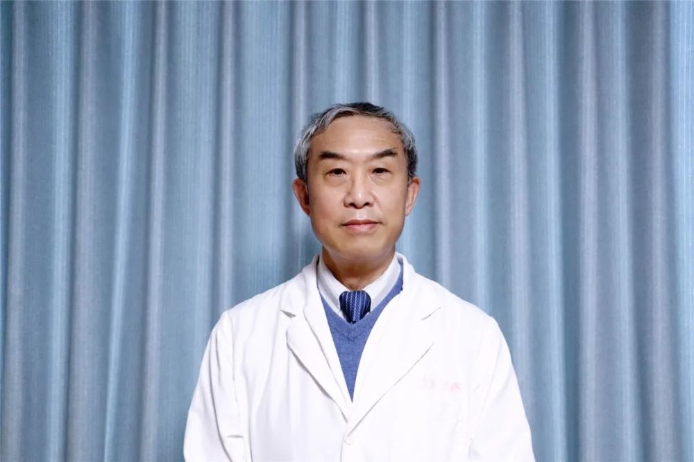 名医介绍徐列明,医学博士,研究员,教授,博士生导师,上海市第四批名