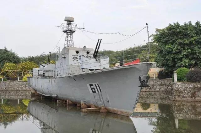 江西南昌軍事主題公園,051型驅逐艦163南昌艦,這裡還有轟-6,59式坦克