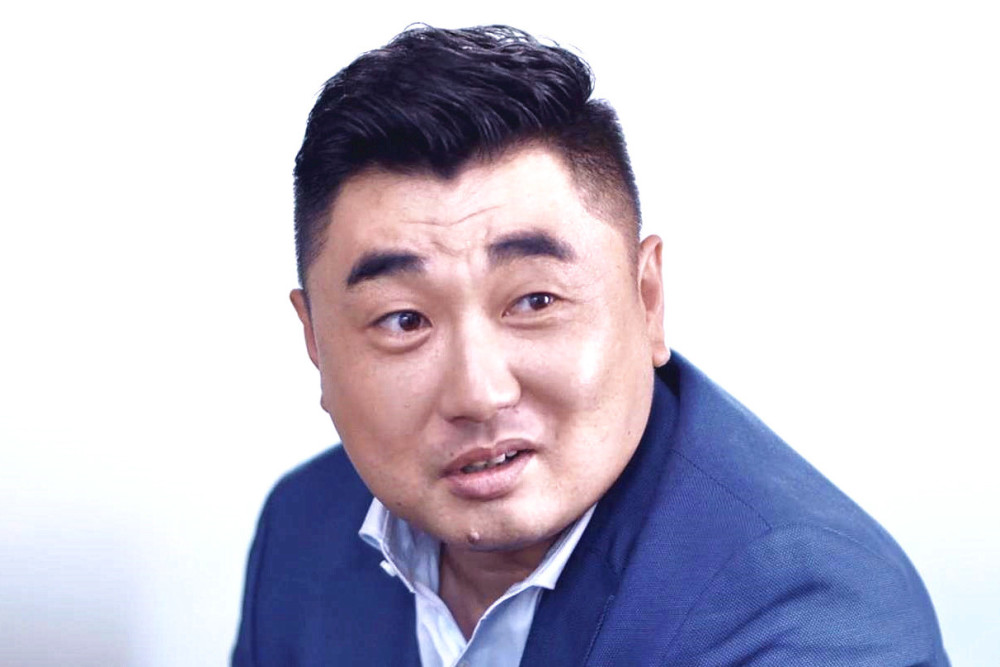 方老板原著中南俪却因祸得福剧中那个霸气又可爱的方老板方远洋的儿子