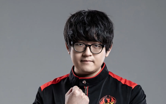 doinb透露金贡动向直言有队伍联系了金贡首先可以排除tes