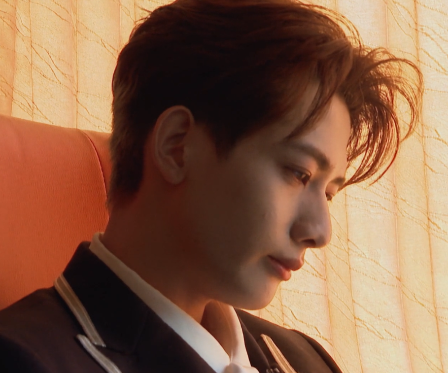 甘望星出书吧井胧后援会为他拉票弟弟在这资本的世界并不孤独