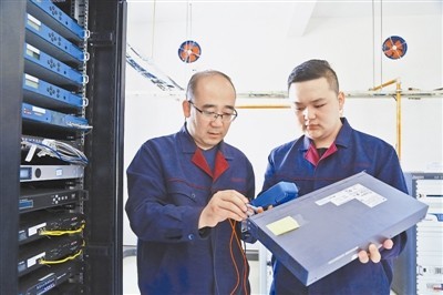 韩宏斌高山上的孤独守塔人