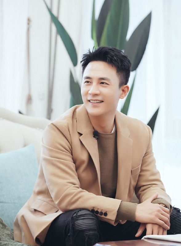 王灿首发长文秀恩爱,千字文案喊了9句"我老公",却只字不提婆婆