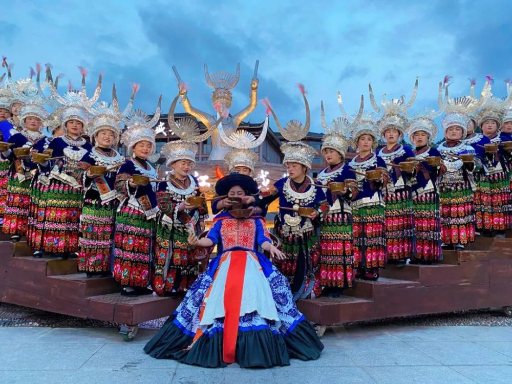 广东妹子从广州到贵州跨越近千里就为了去看一场绝美苗族盛典