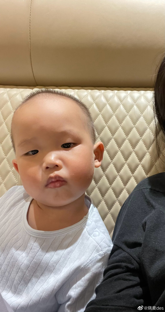 恭喜德云社烧饼二胎得子