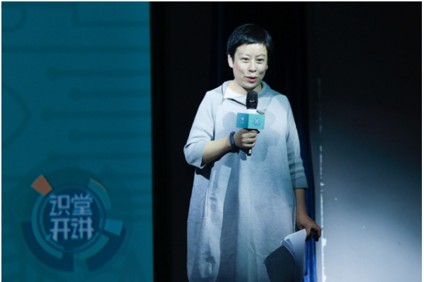 刘瑜演讲背后选择让你的孩子卖煎饼前先看看他处在普通的哪个阶层