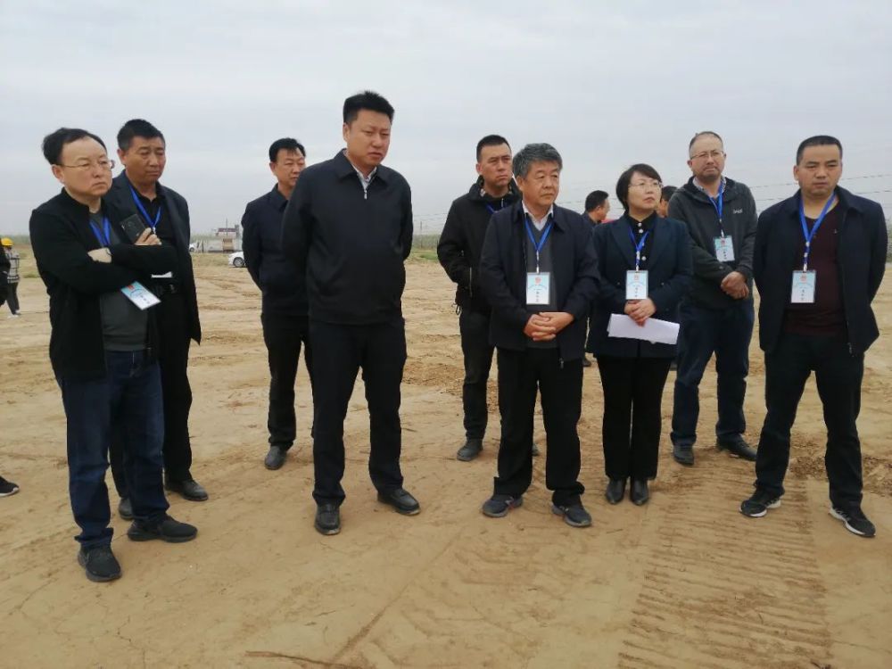 副县长薛宇航陪同.