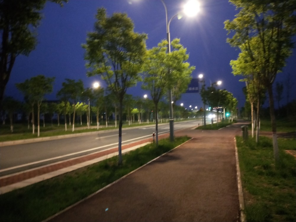 你喜欢夜跑吗?一次能跑多远呢?