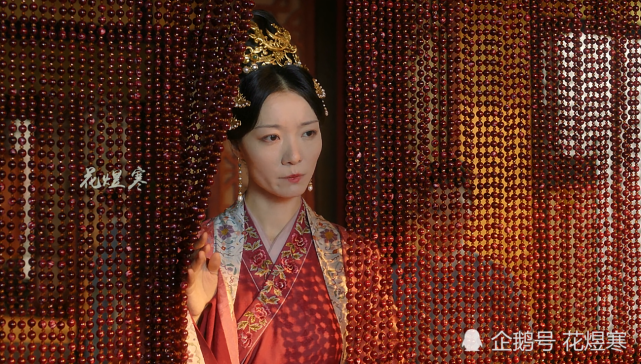 郭清漪(齐溪 饰)有良好的出身,有一颗善良的心,母仪天下的资本,可她