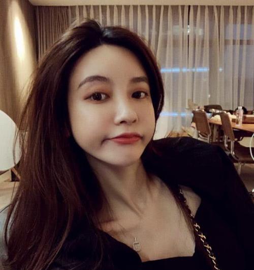 网红张大奕公司如涵退市