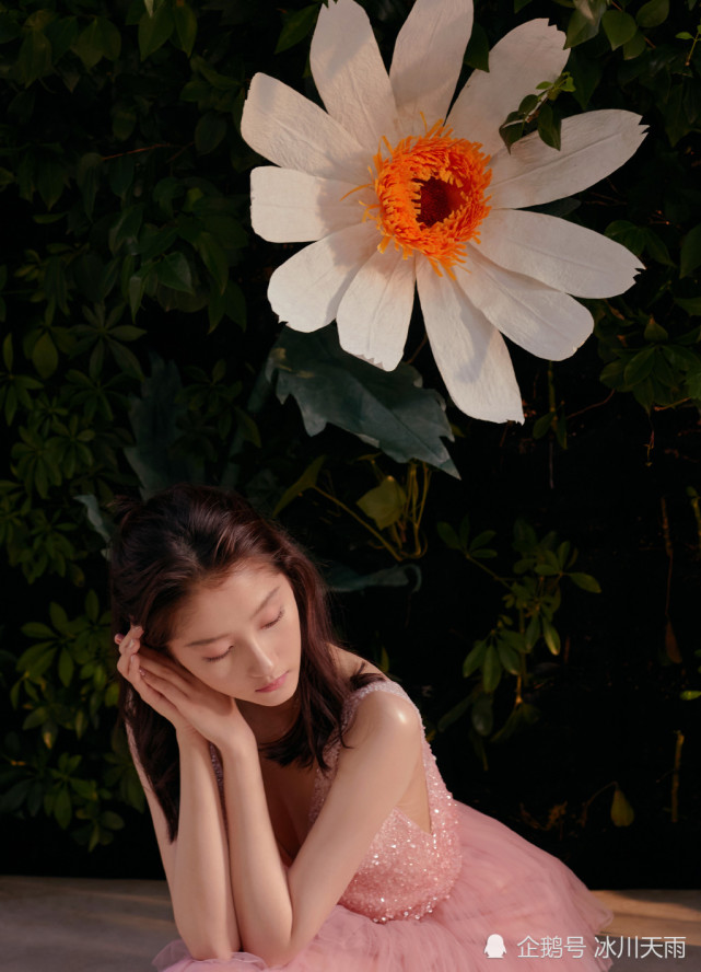 眉清目秀关晓彤