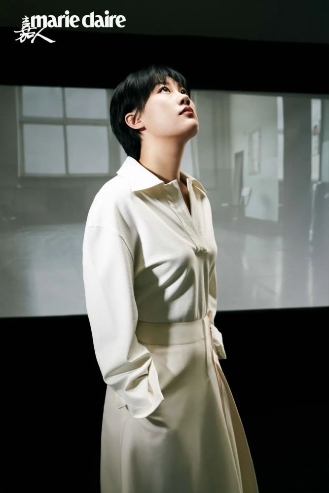 殷若昕嘉人5月刊新一代女性导演关注所有人的困境