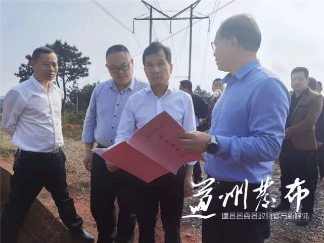 吴恢才一行先后来到蚣坝镇金星村,蚣坝镇神背村,祥