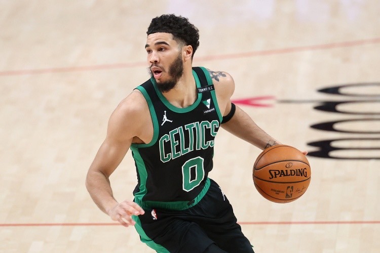 NBA前瞻：双探花vs双核，凯尔特人负太阳！进攻火爆，鹈鹕胜魔术