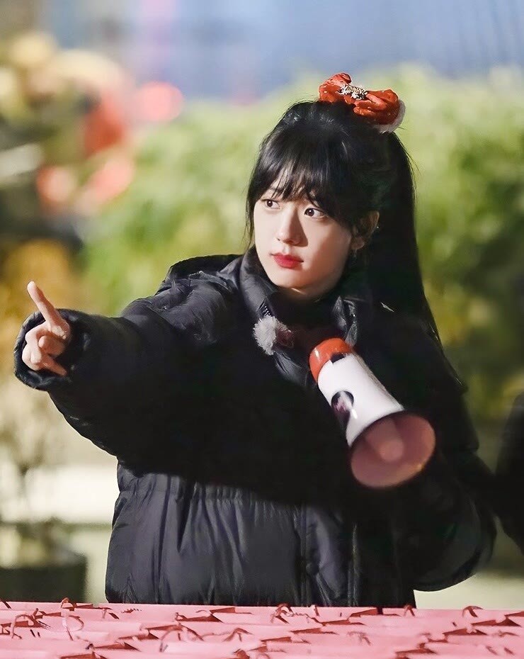 头像有刘海的jisoo