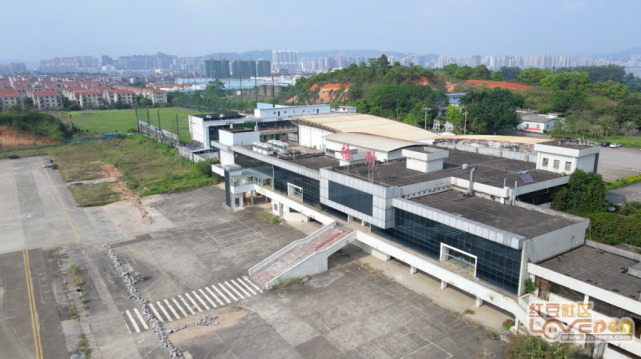 1962年原高旺机场停航.