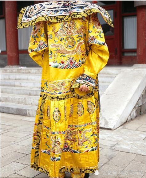 皇帝的龙袍为何从没有洗过