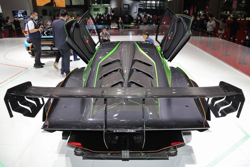 2021上海车展实拍:兰博基尼scv12/huracán sto