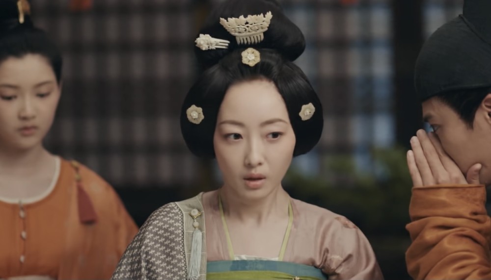 《骊歌行》太子丢下怀孕的太子妃,和知己下棋,原来太子有断袖之好